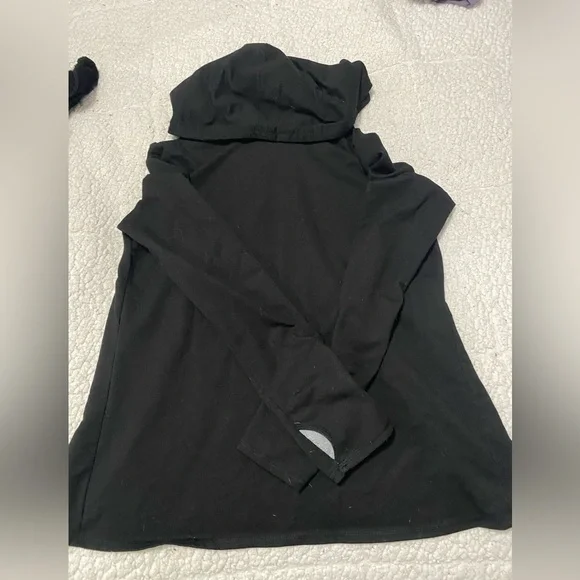 Open back sweater - Picture 2 of 2